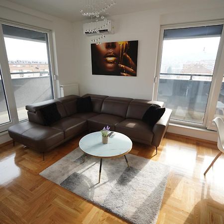 Apartman Venezija Apartment Баня Лука Екстериор снимка