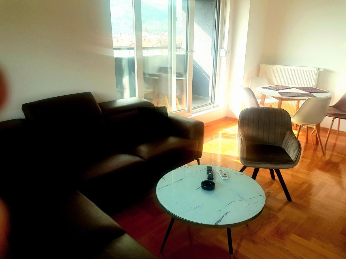 Apartman Venezija Apartment Баня Лука Екстериор снимка