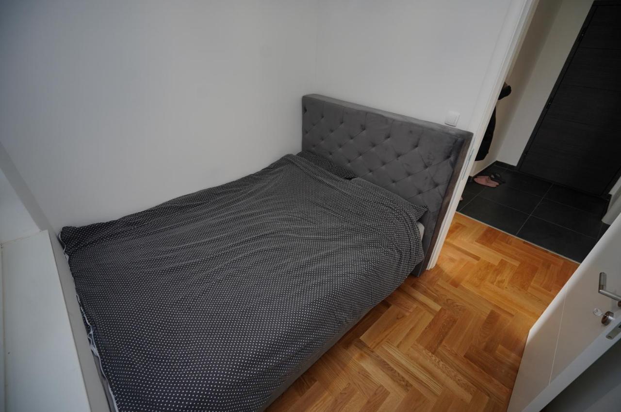 Apartman Venezija Apartment Баня Лука Екстериор снимка